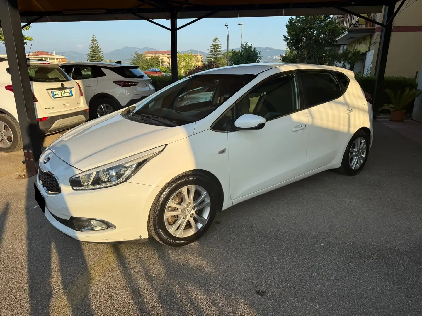 Kia Ceed / cee'd 1.6 crdi High Tech stop Bianco - 2