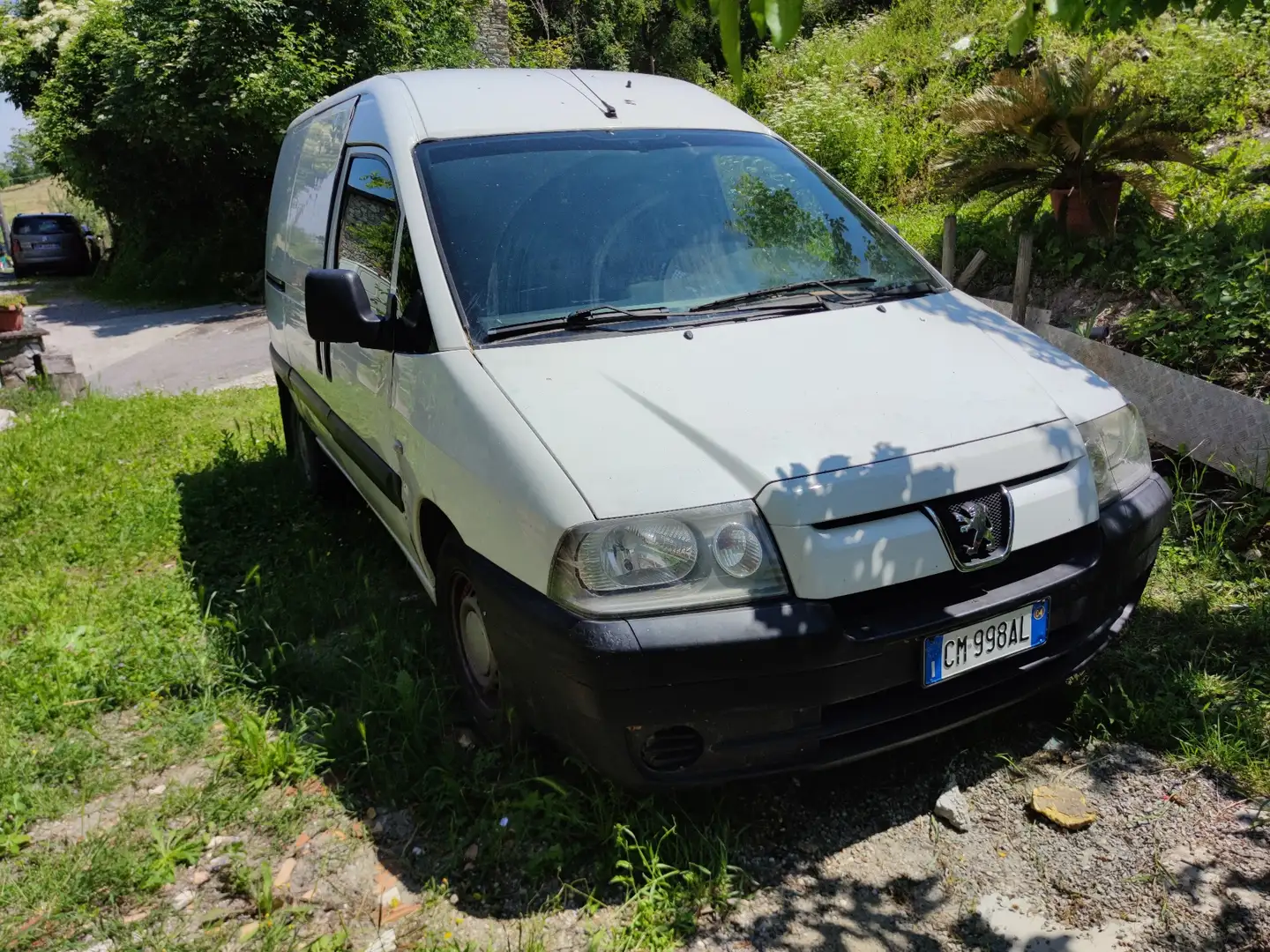 Peugeot Expert Diesel - 2