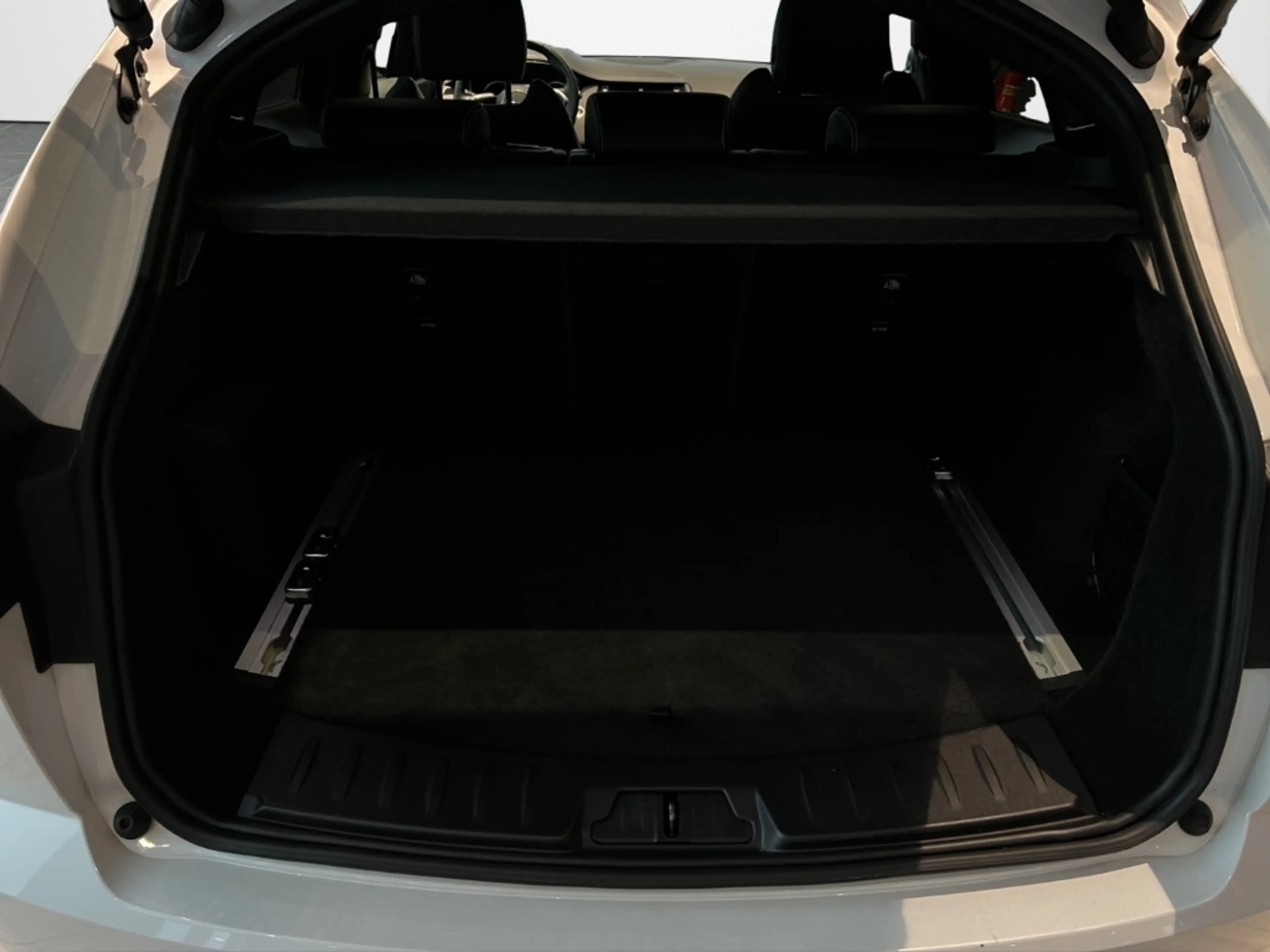 Jaguar E-Pace D200 R-DYNAMIC SE AWD Autom. — photo 14