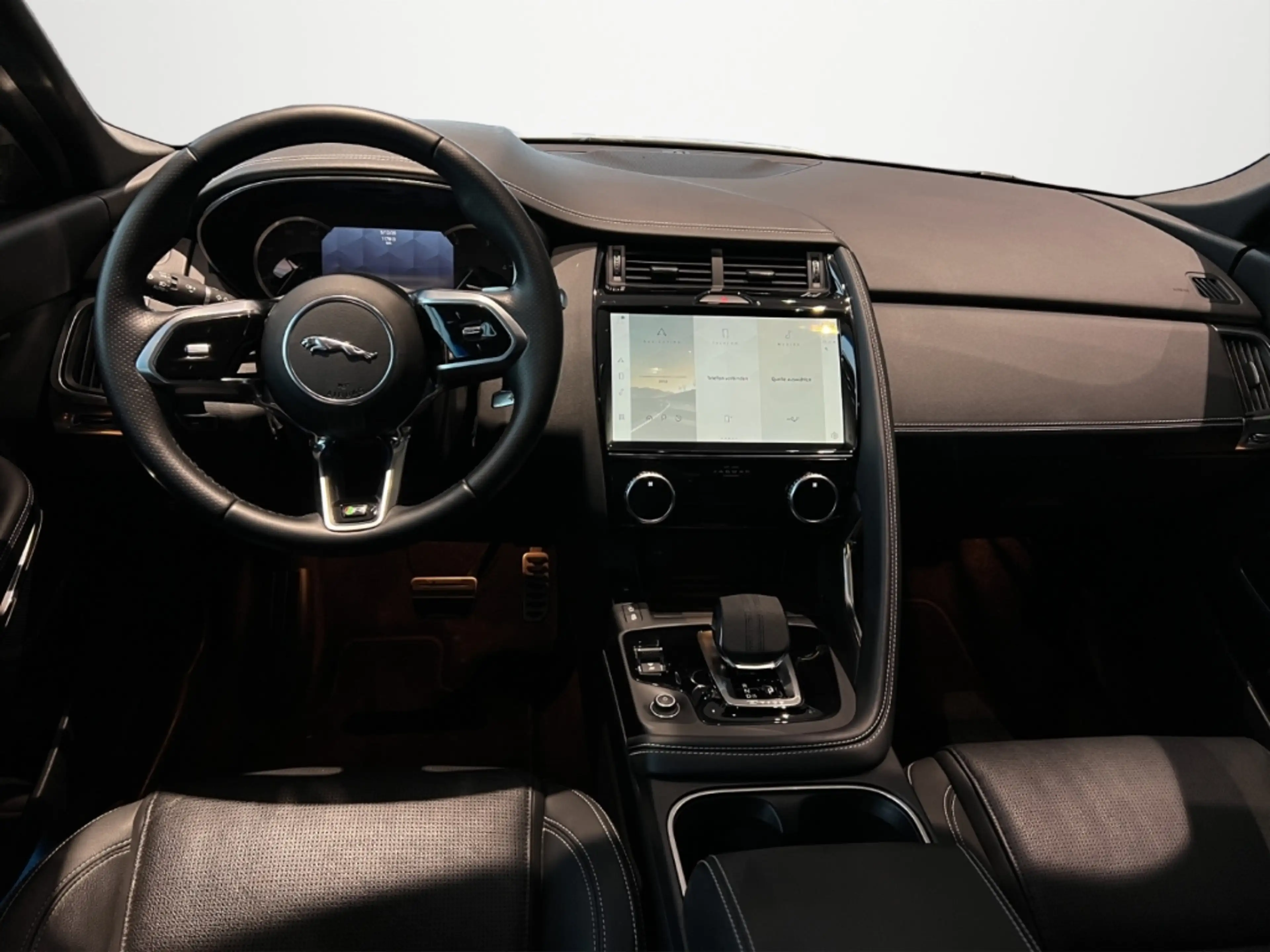 Jaguar E-Pace D200 R-DYNAMIC SE AWD Autom. — photo 15