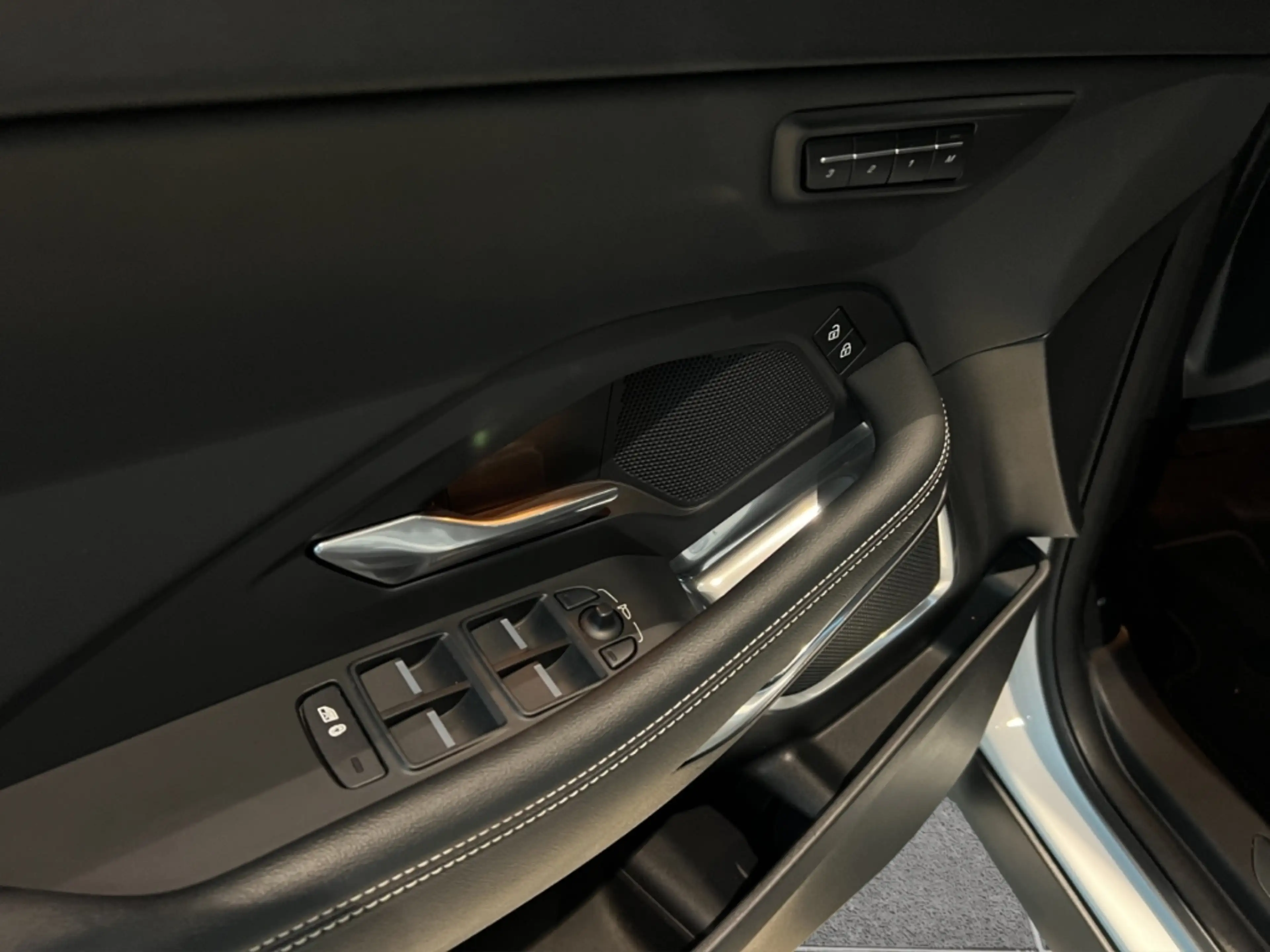 Jaguar E-Pace D200 R-DYNAMIC SE AWD Autom. — photo 10