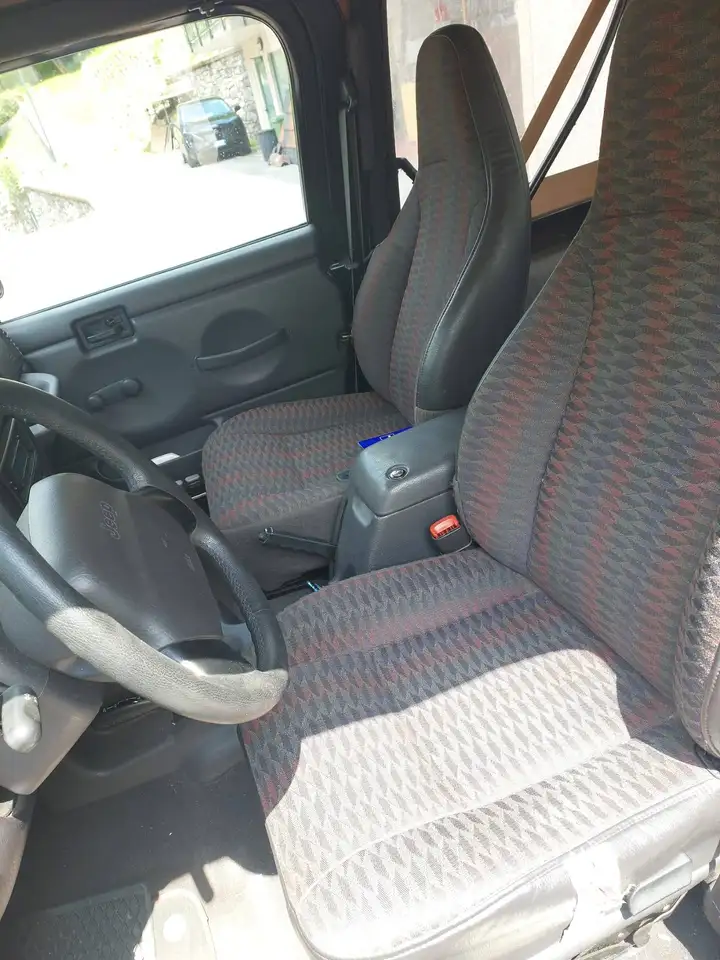 Jeep Wrangler Soft Top 2.5, foto 5