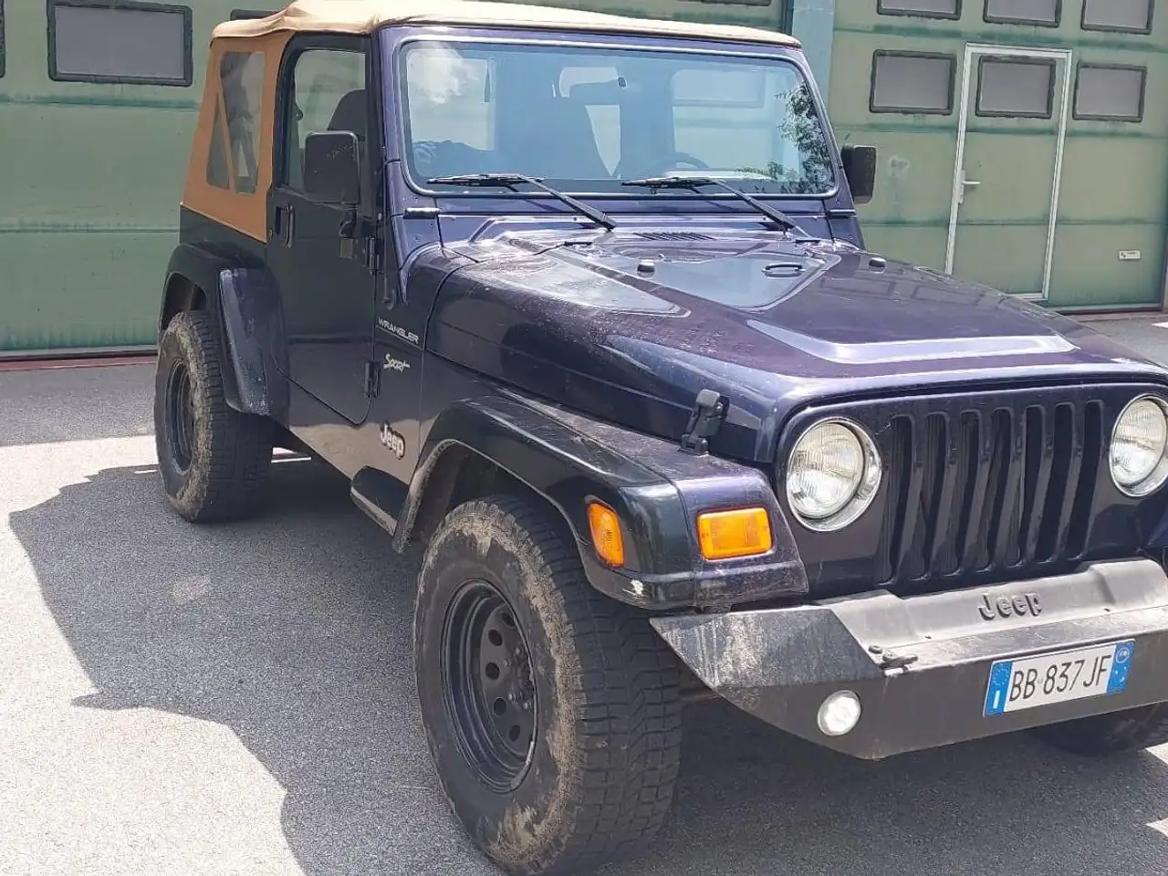 Jeep Wrangler Soft Top 2.5, foto 7