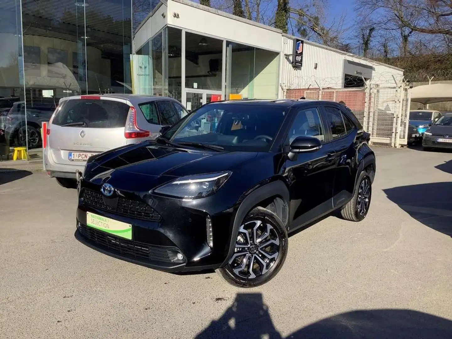 Toyota Yaris CROSS Nero - 1