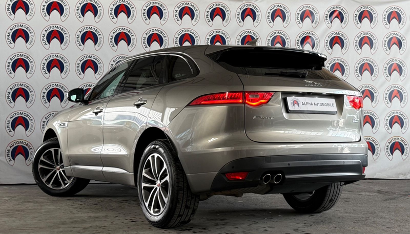 Jaguar F-Pace F-PACE R-Sport AWD — photo 4