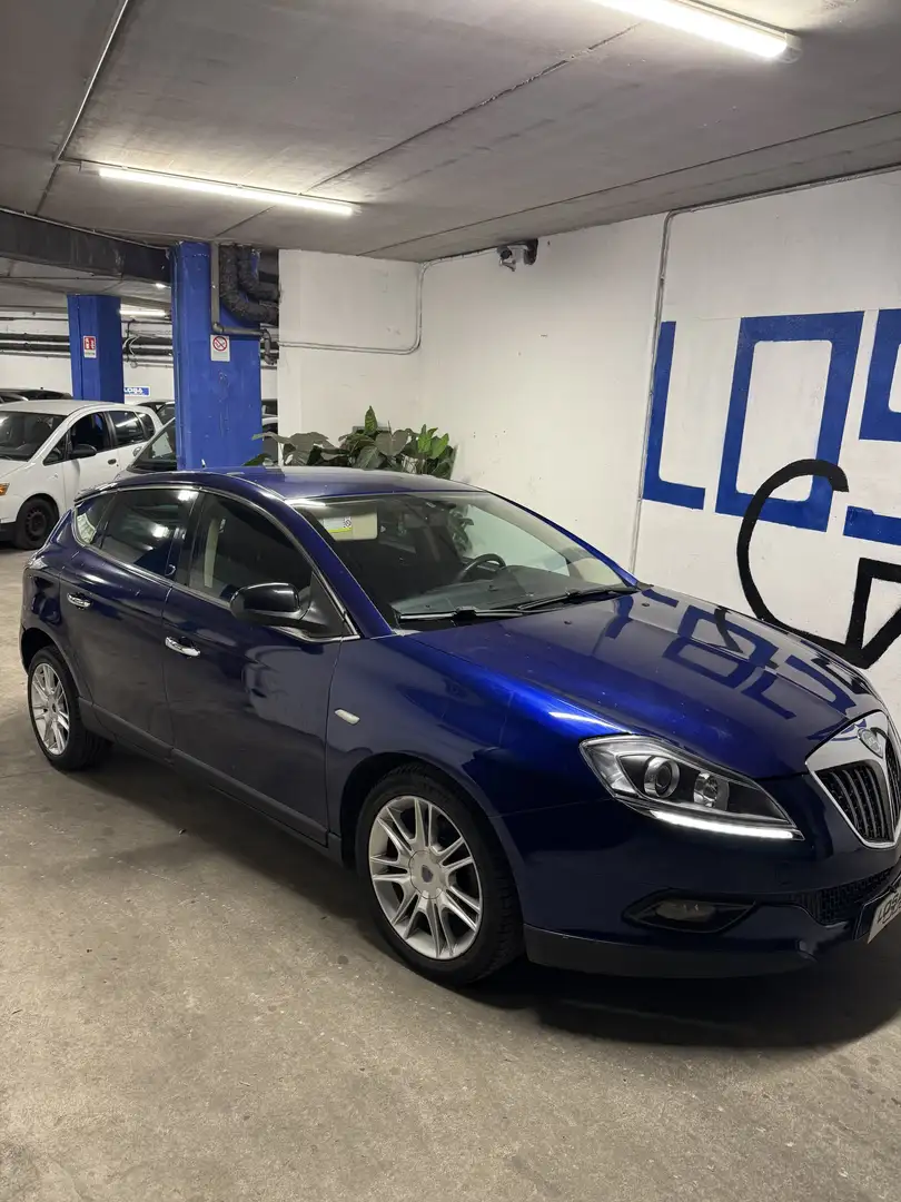 Lancia Delta 1.4 tjt Platino 150cv 49mila Km Azul - 2