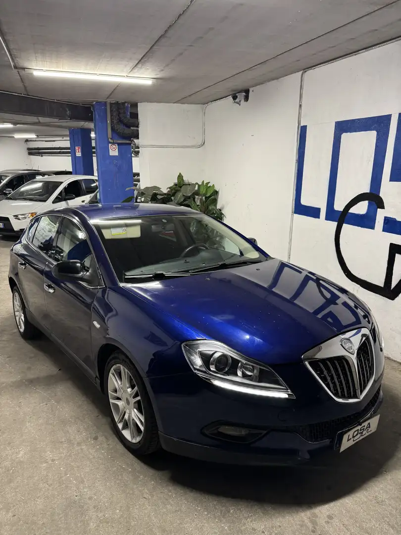 Lancia Delta 1.4 tjt Platino 150cv 49mila Km Azul - 1