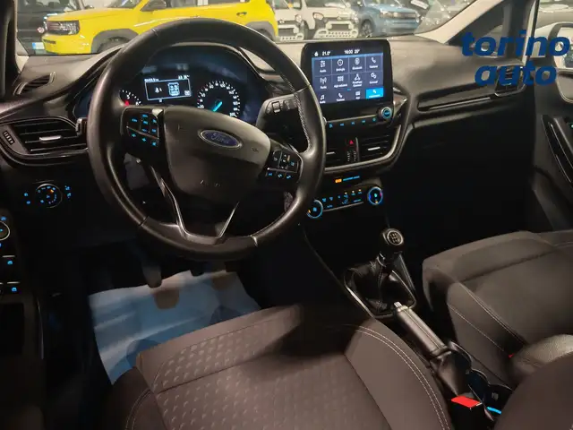 Ford Fiesta view 8