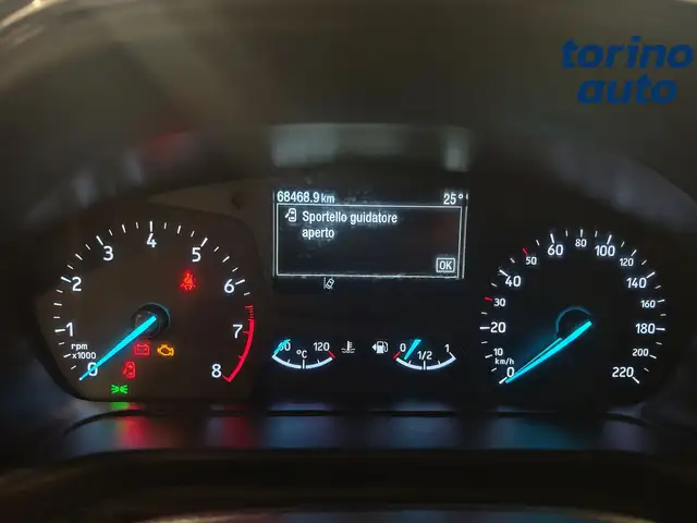 Ford Fiesta view 14