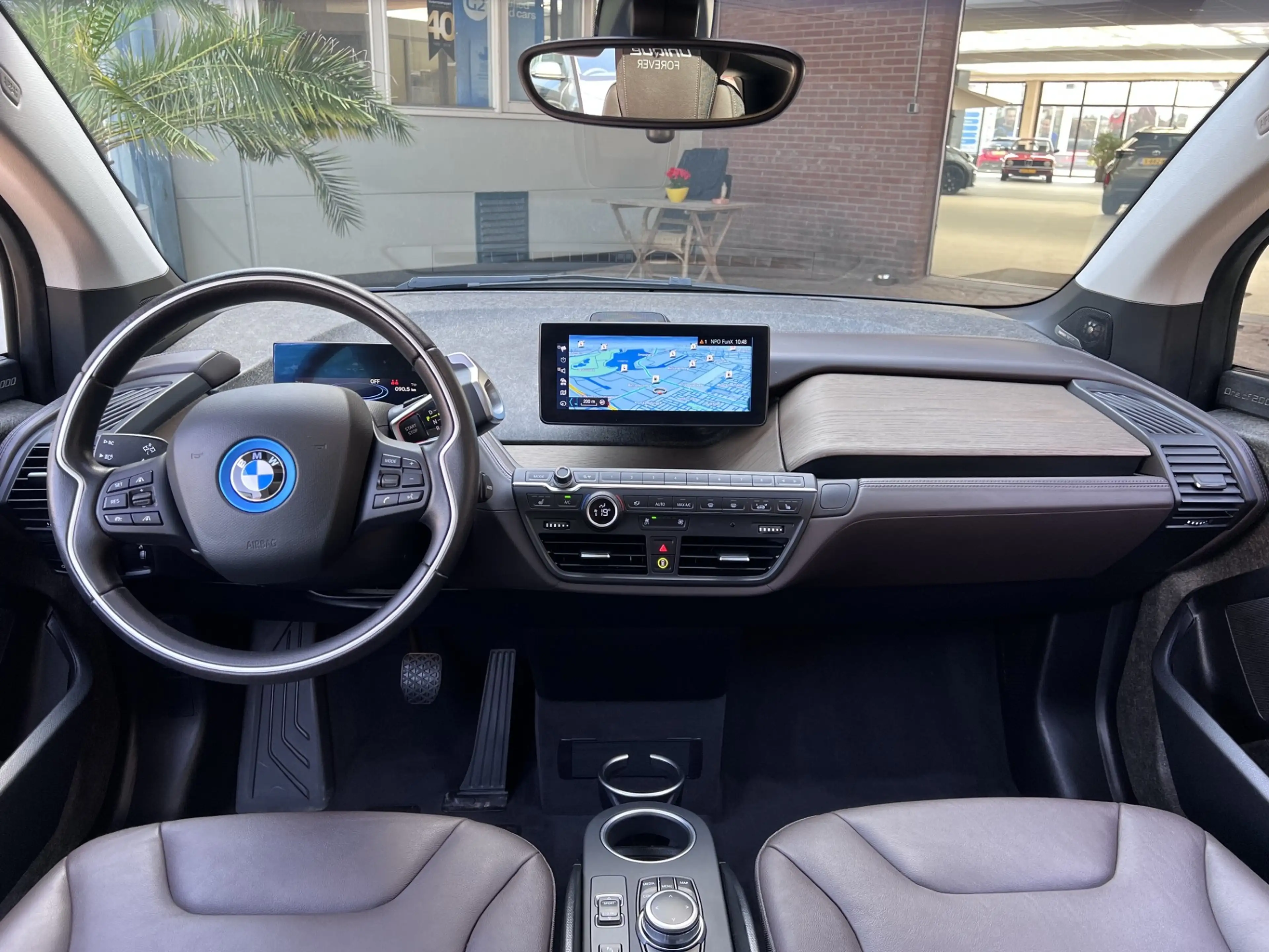 BMW i3 Unique Forever*120Ah 42 kWh/H-Kardon/Sunroof/Adapt — photo 4