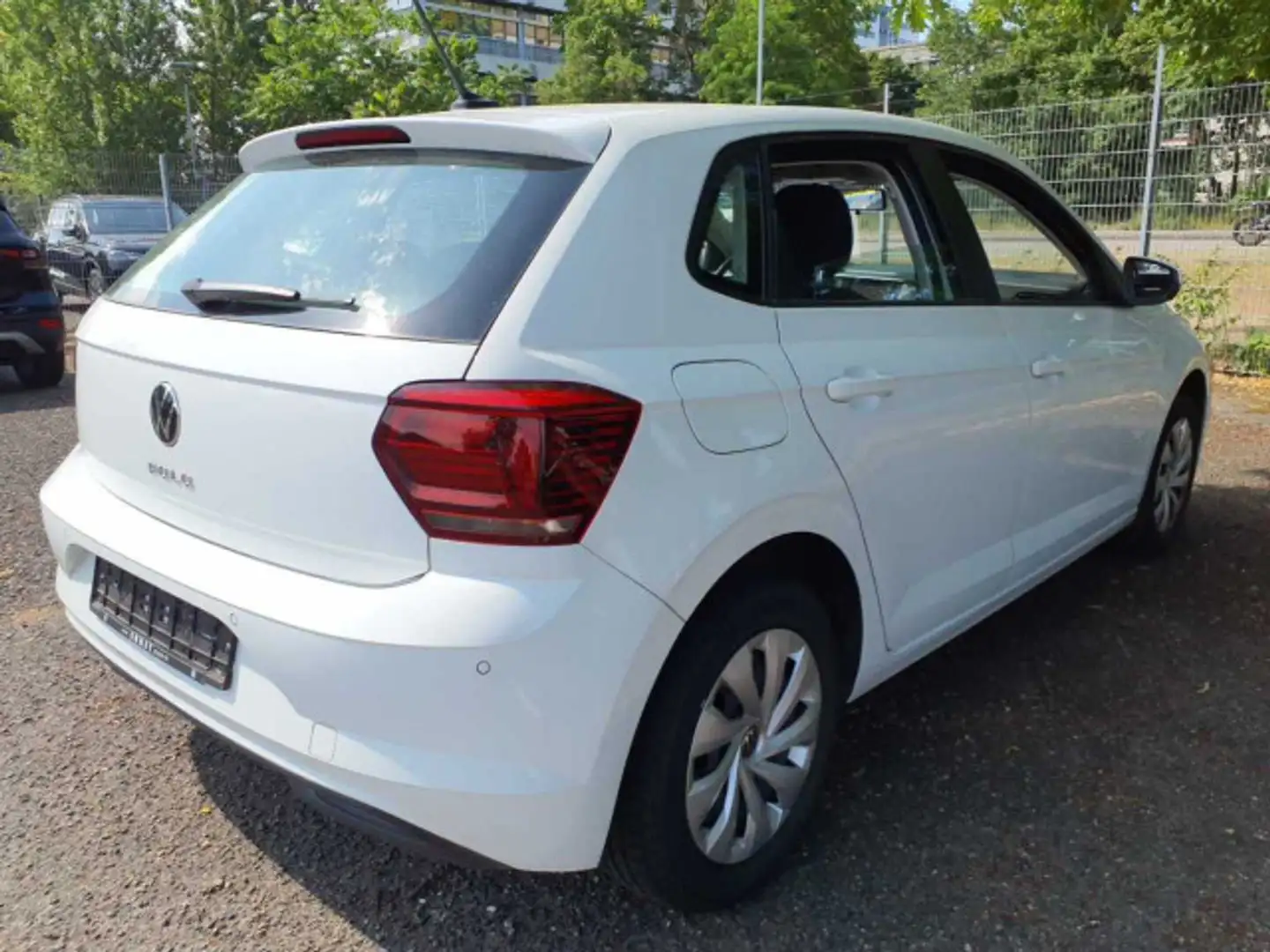 Volkswagen Polo 1.0 Trendline Navi+PDC+GRA+Klima+Sitzhz Weiß - 2