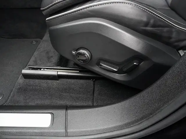 Volvo XC60 view 15