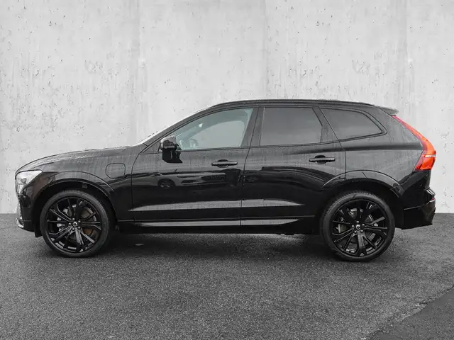 Volvo XC60 view 5