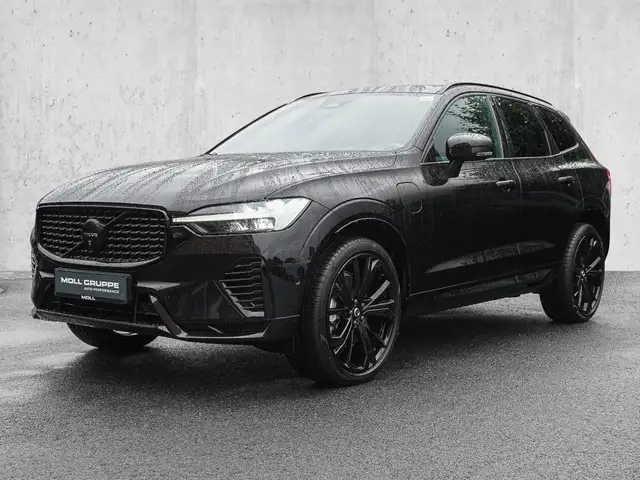 Volvo XC60 view 2