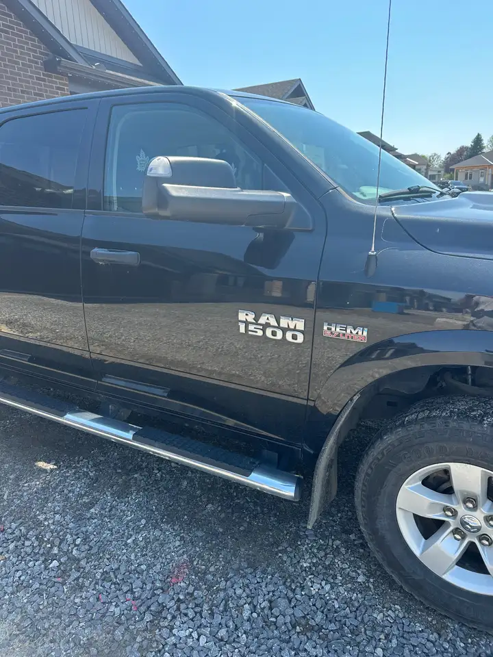 RAM 1500 fotografie RAM 1500
