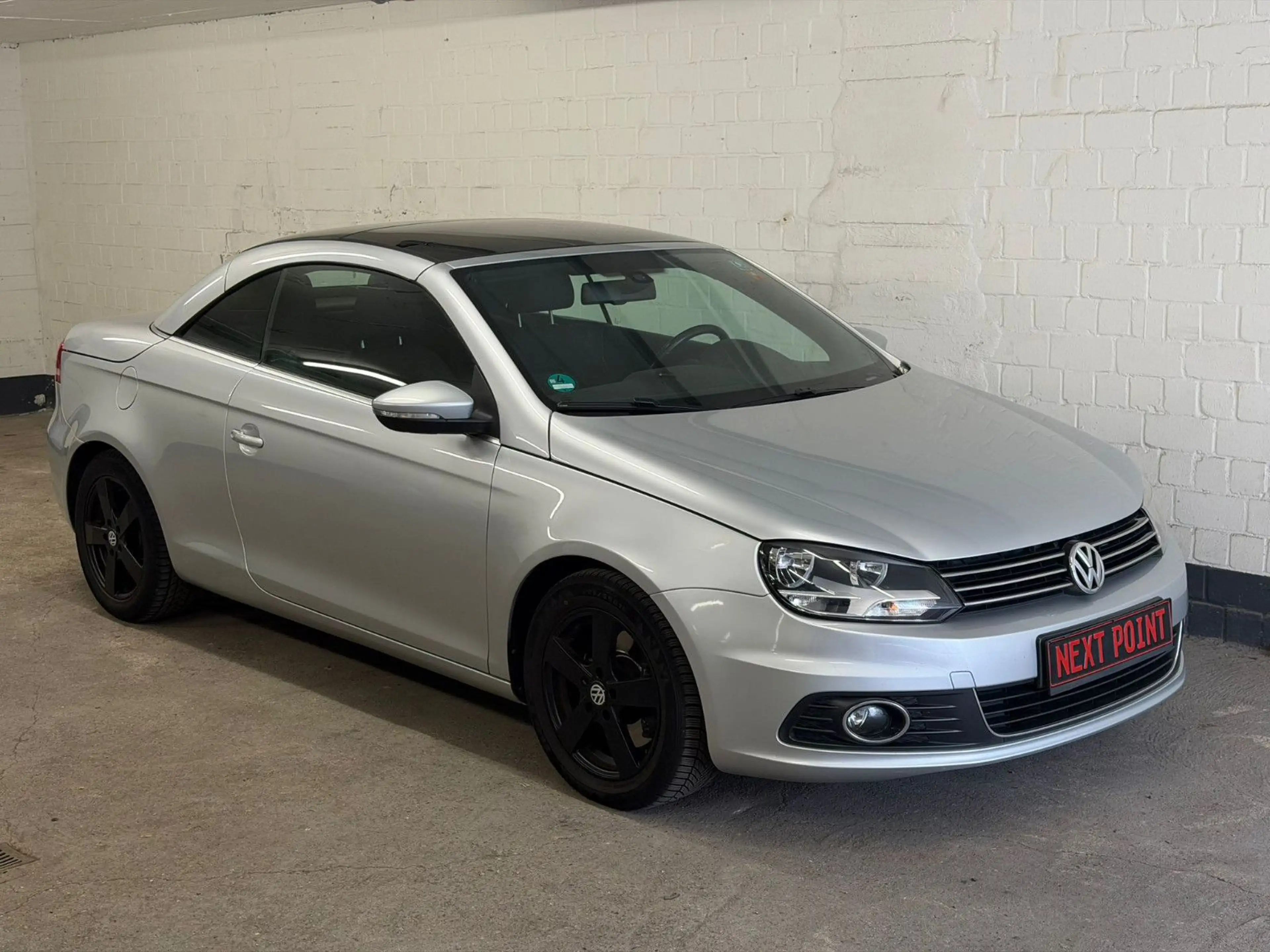 Volkswagen Eos BMT Kabrio, 2 Liter, Navi — photo 13