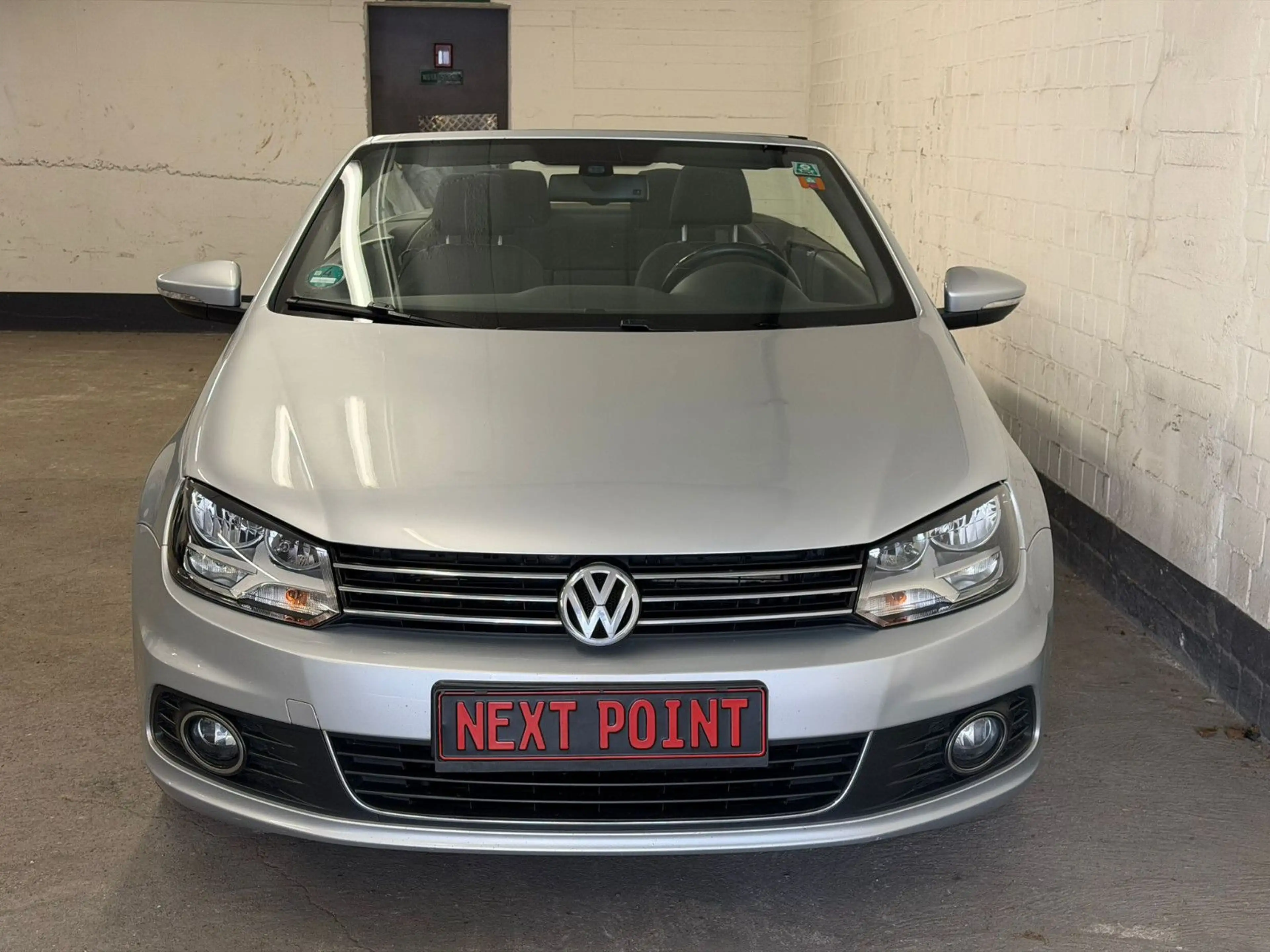 Volkswagen Eos BMT Kabrio, 2 Liter, Navi — photo 2