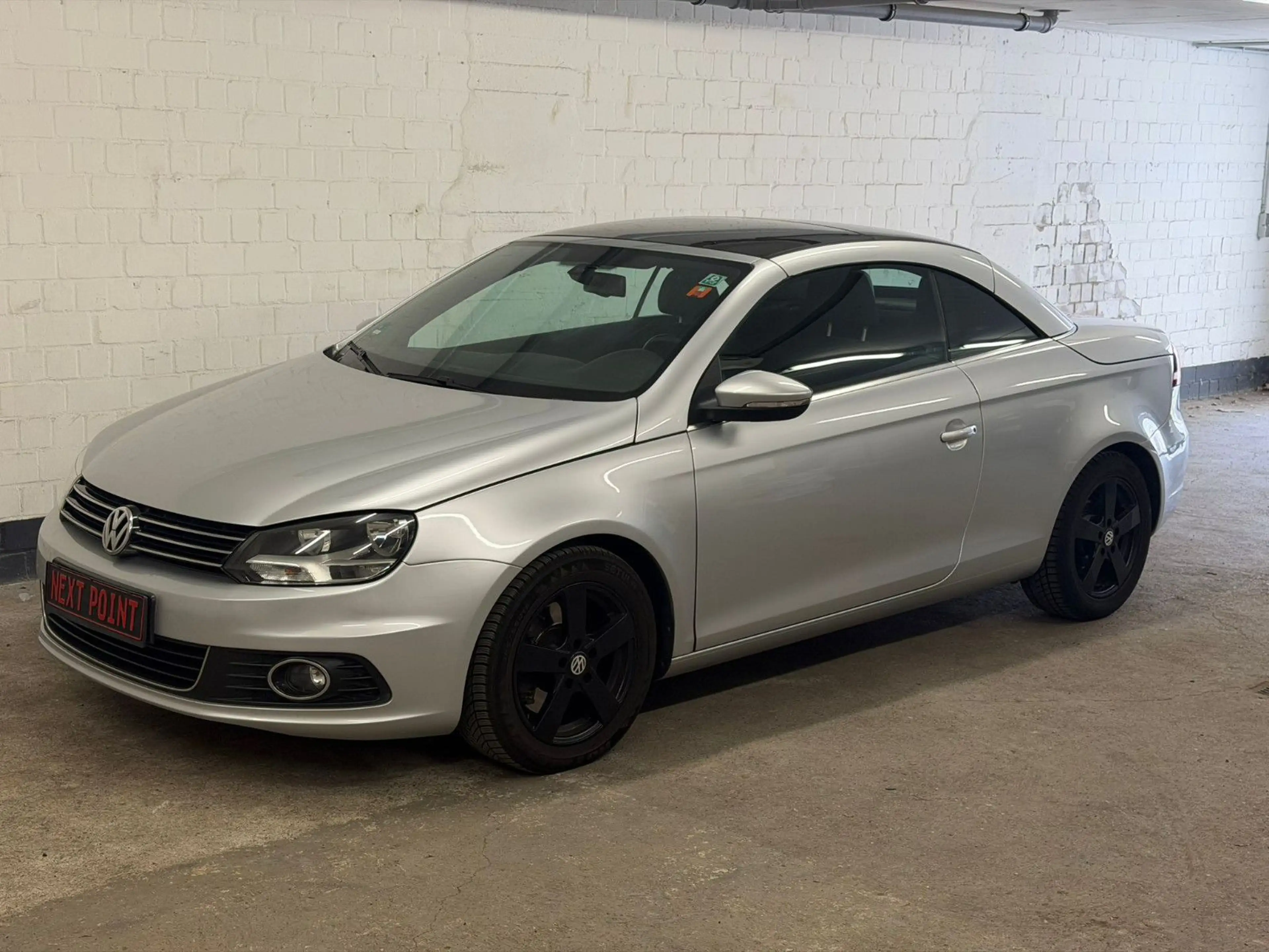Volkswagen Eos BMT Kabrio, 2 Liter, Navi — photo 11