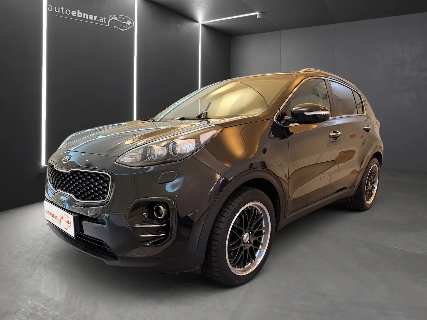 Kia Sportage Sportage 2,0 CRDI AWD Gold XENON+LENKRDHZG+ASSIST Schwarz - 1