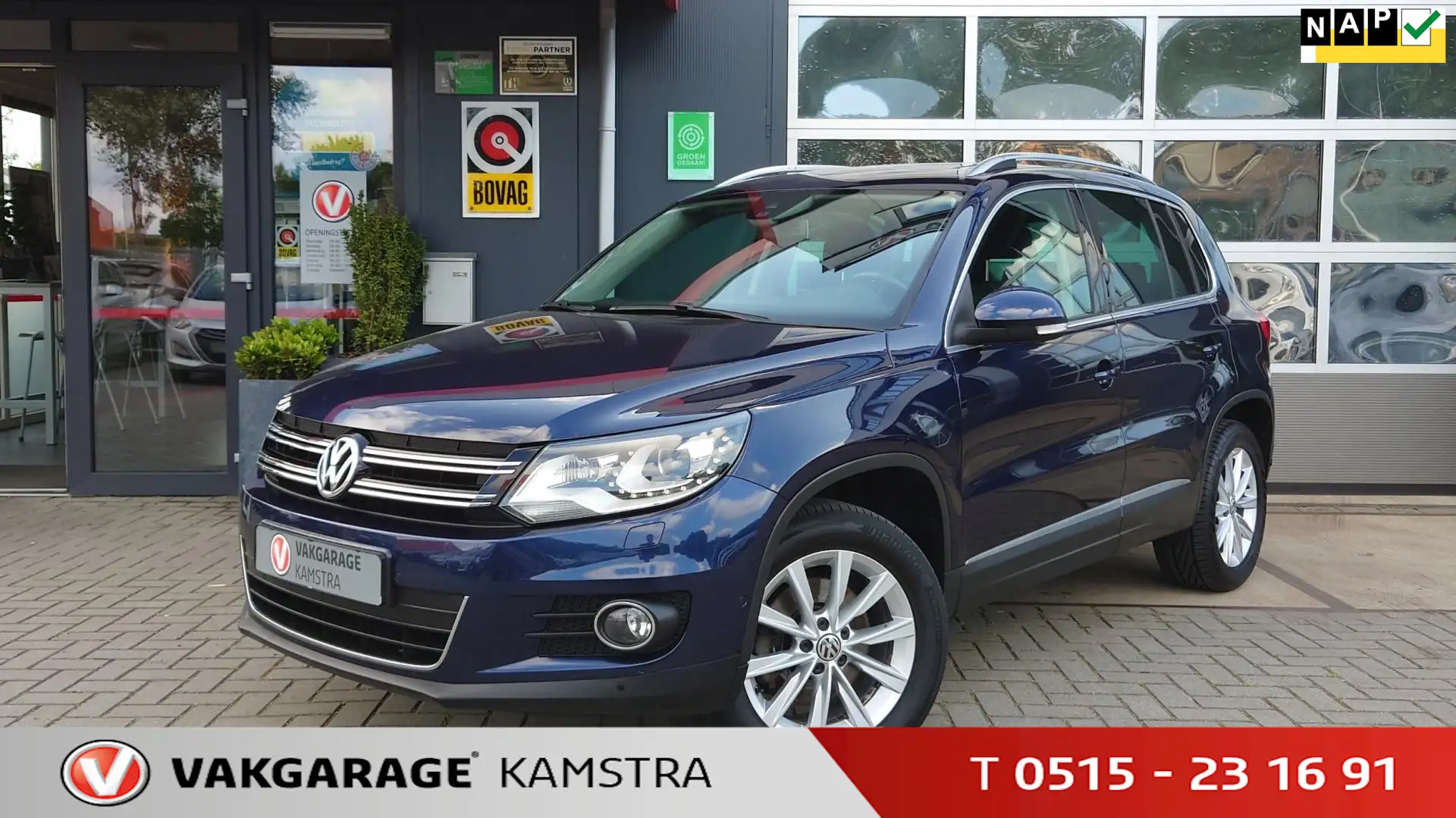 Volkswagen Tiguan 1.4 TSI NAP Panodak/LaneAss./Navi/Bi-Xenon Blauw - 1