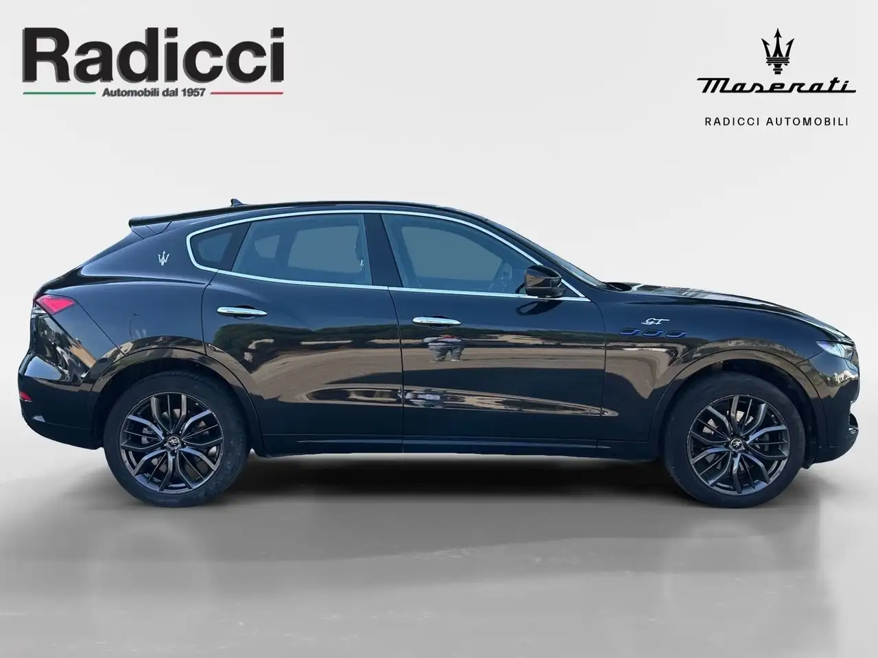 Maserati Levante 2022 — фото 12