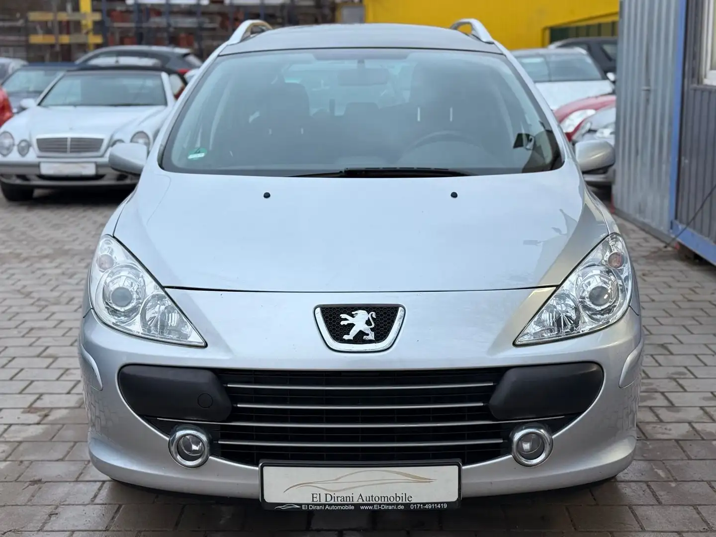 Peugeot 307 1.6 16V Break SW Premium Panorama/Klima/PDC Grijs - 2