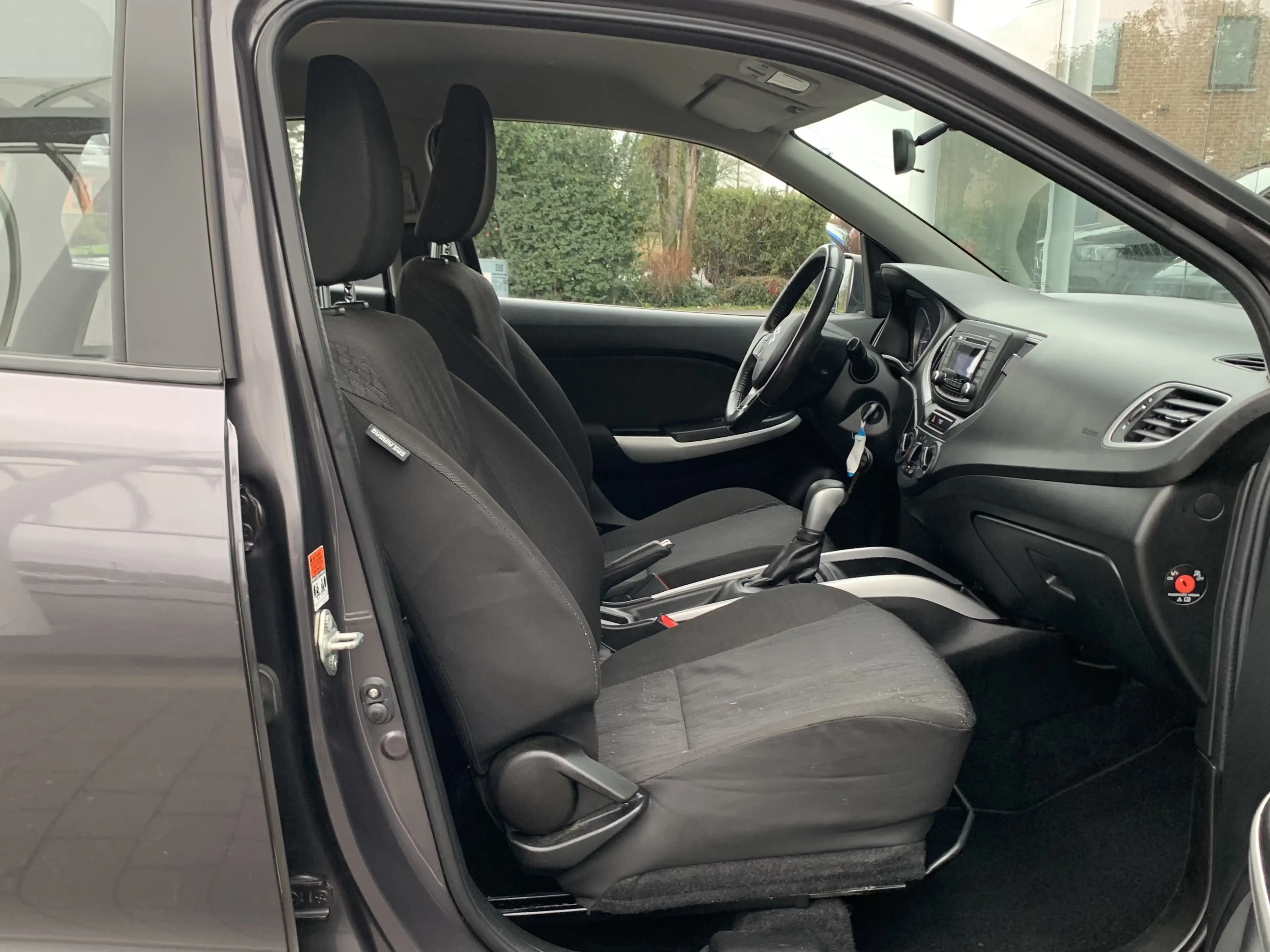 Suzuki Baleno 1.2i / Boite Auto / Airco / Bluetooth / Garantie — photo 13