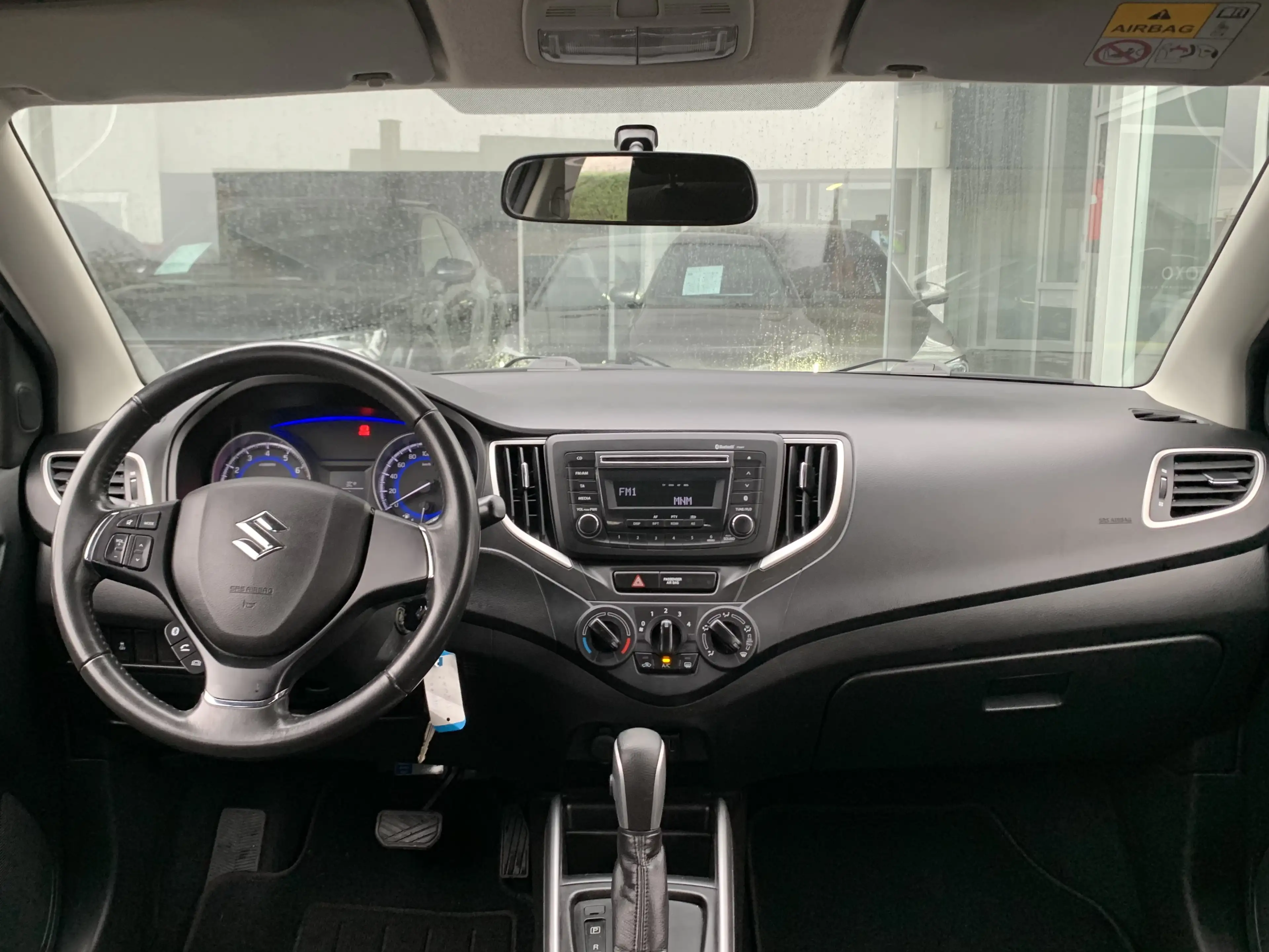 Suzuki Baleno 1.2i / Boite Auto / Airco / Bluetooth / Garantie — photo 15