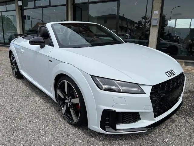 Audi TT Roadster 40 2.0 competition S Line Sline 19" Navi