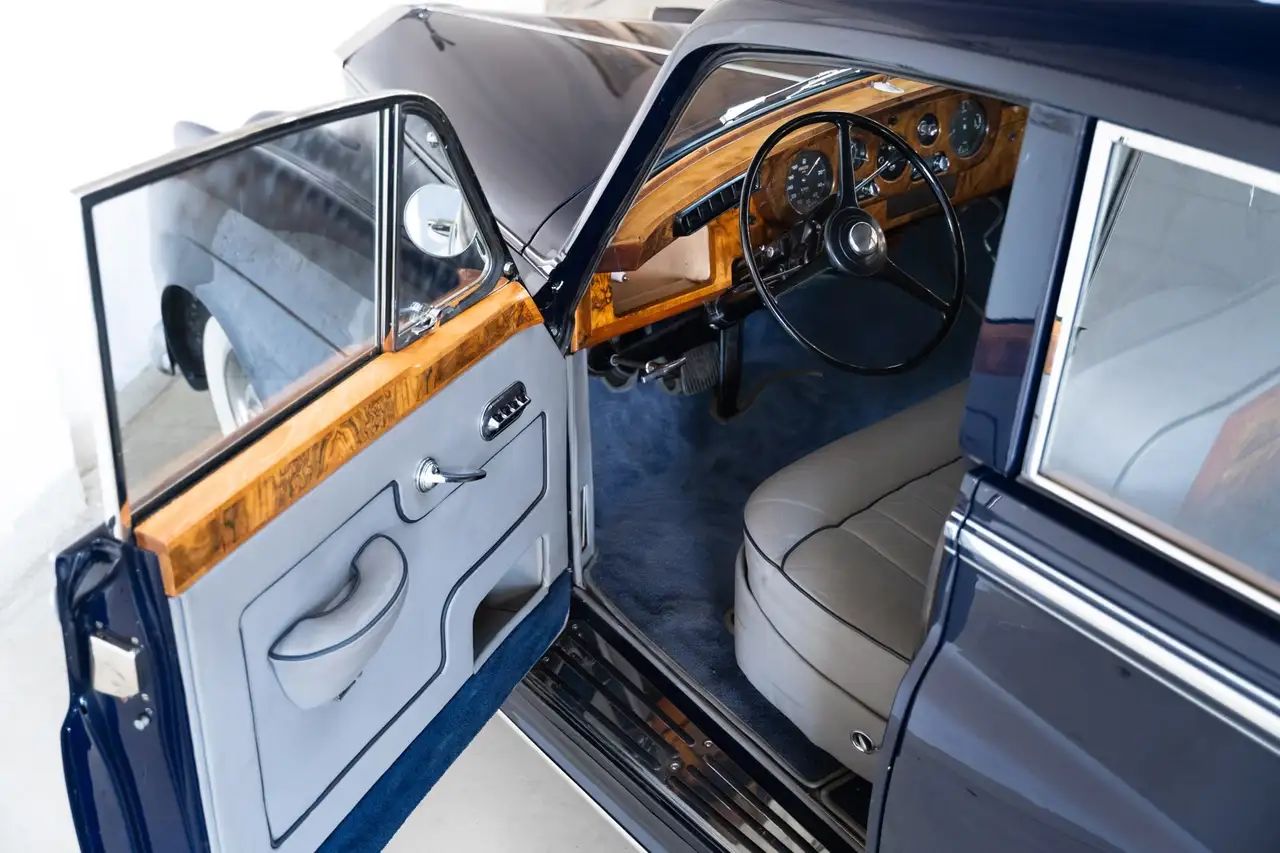 Rolls-Royce Cloud Silver 2 - Midnight Blue - Very good History - LHD, foto 6