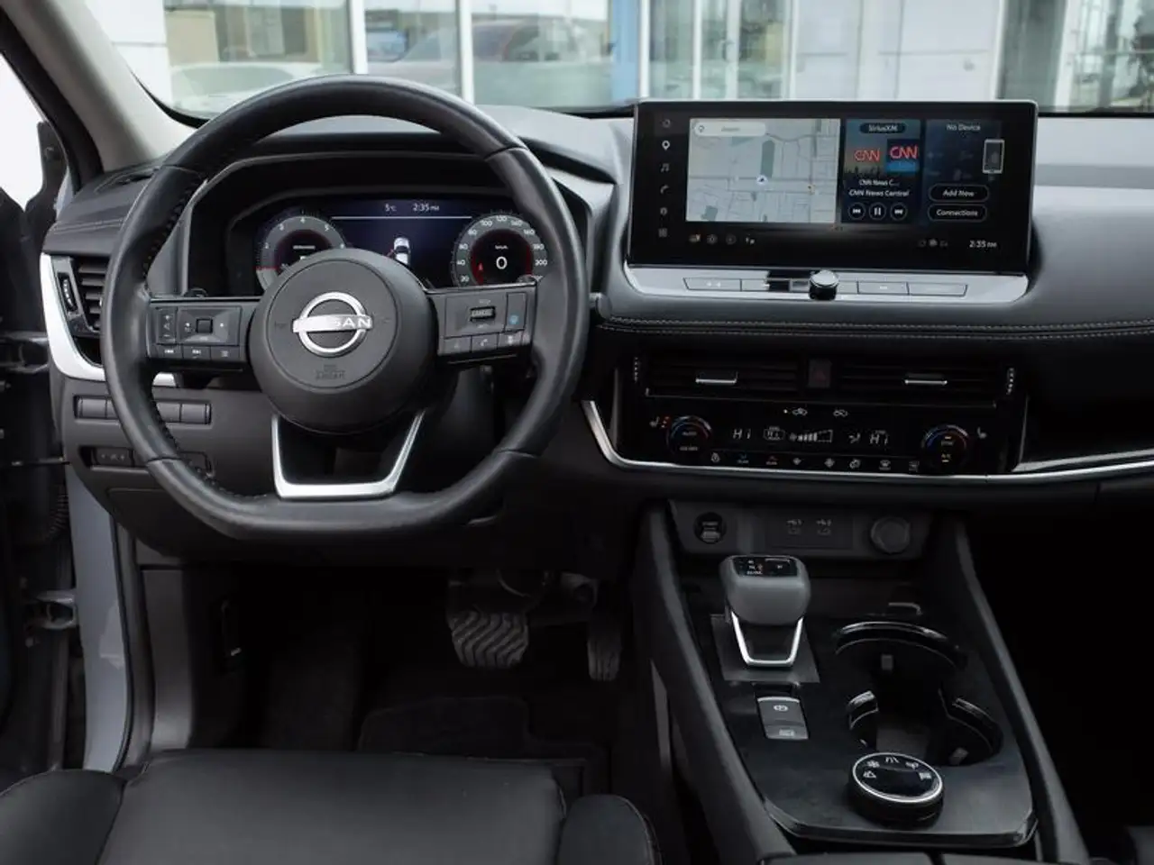 Nissan Rogue снимка Nissan Rogue