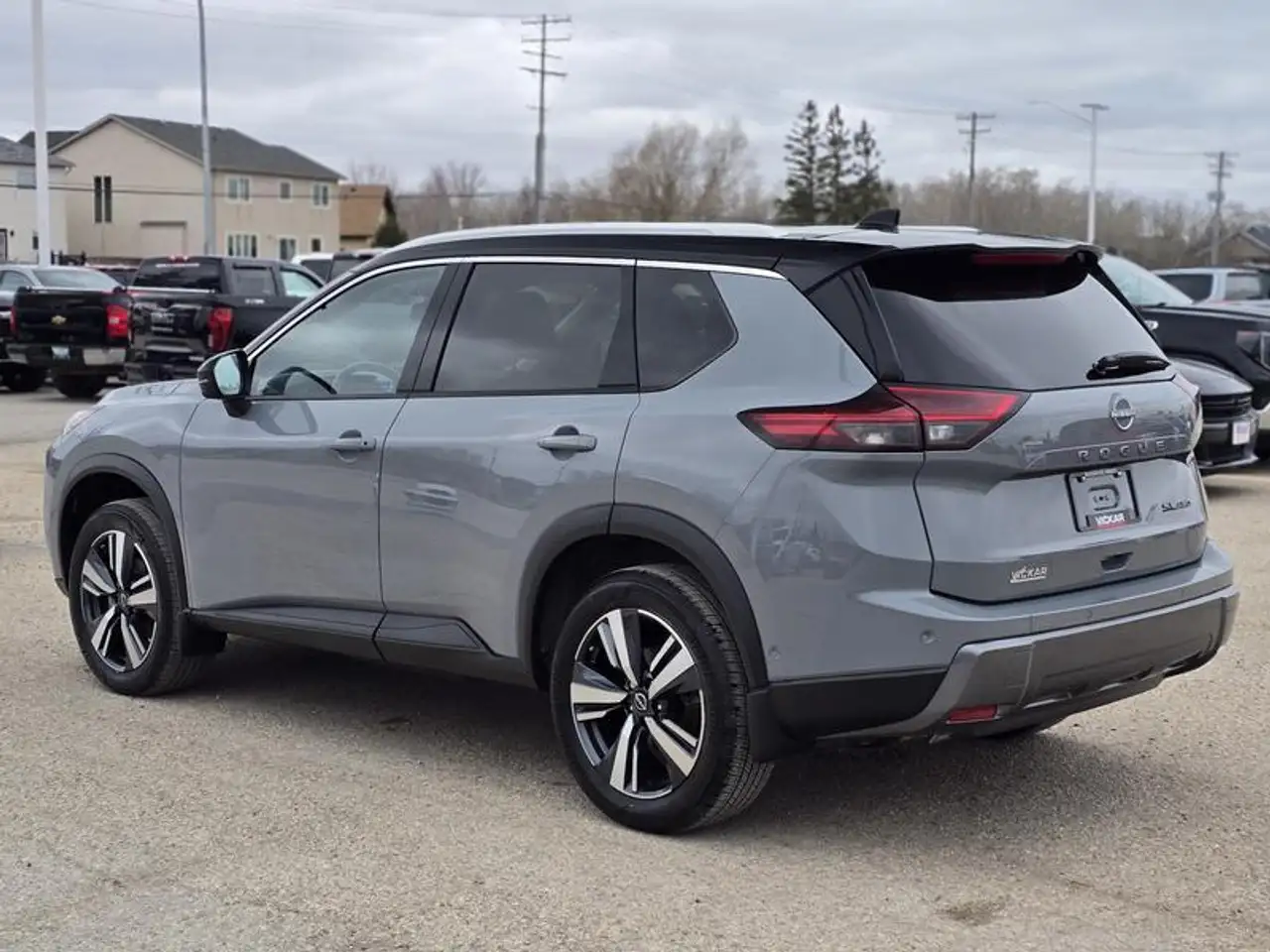 Nissan Rogue снимка Nissan Rogue
