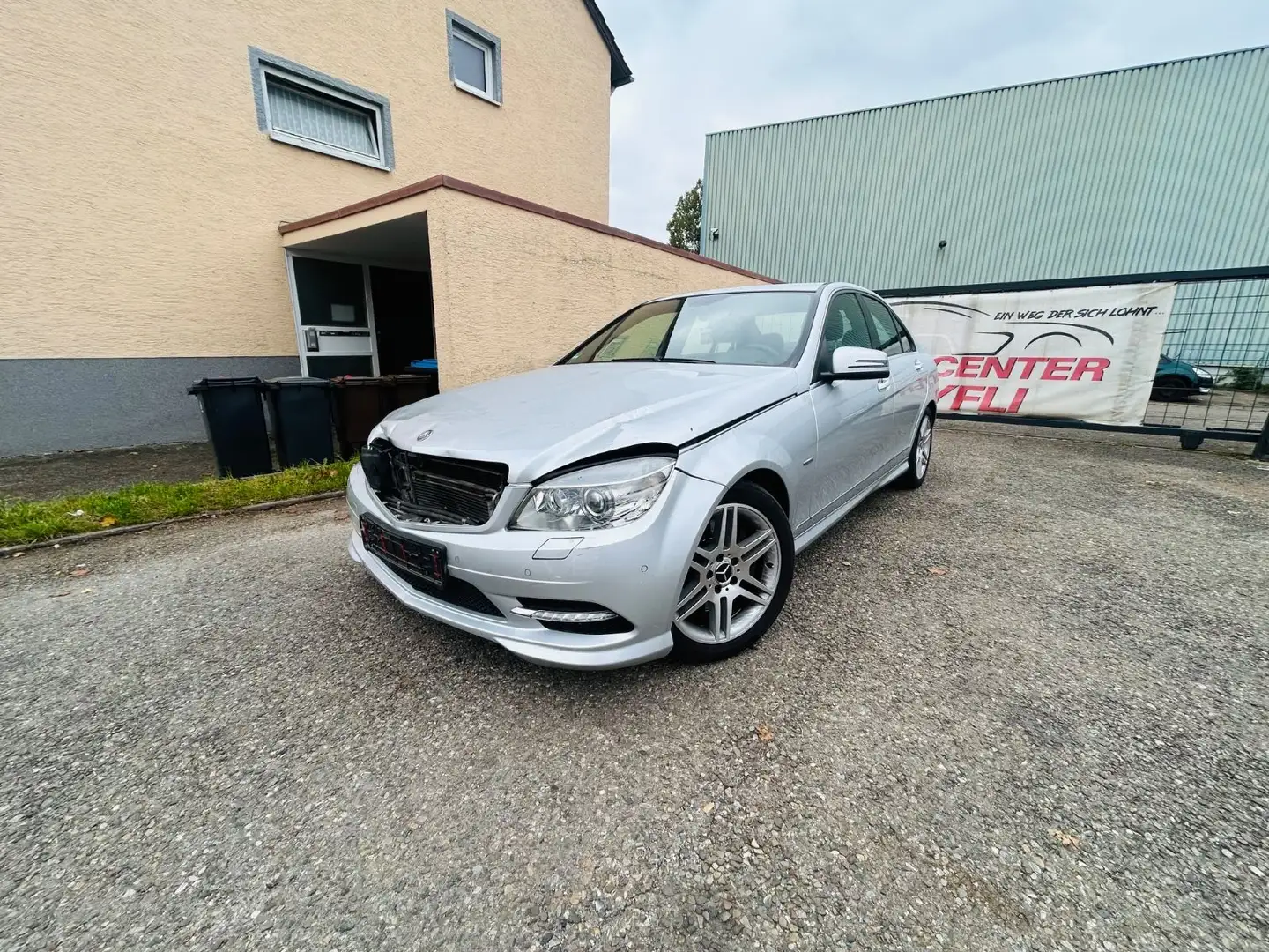 Mercedes-Benz C 250 CDI Lim. 4Matic*LEDER*NAVI*AMG* Silber - 1