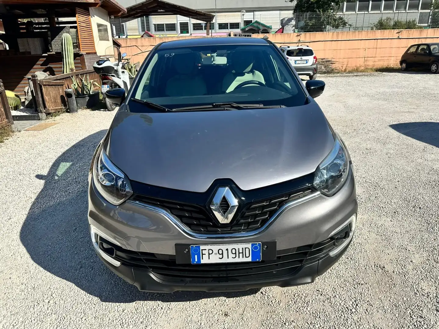 Renault Captur dCi 8V 90 CV Start&Stop Energy Intens GARANZIA 12 Grigio - 2