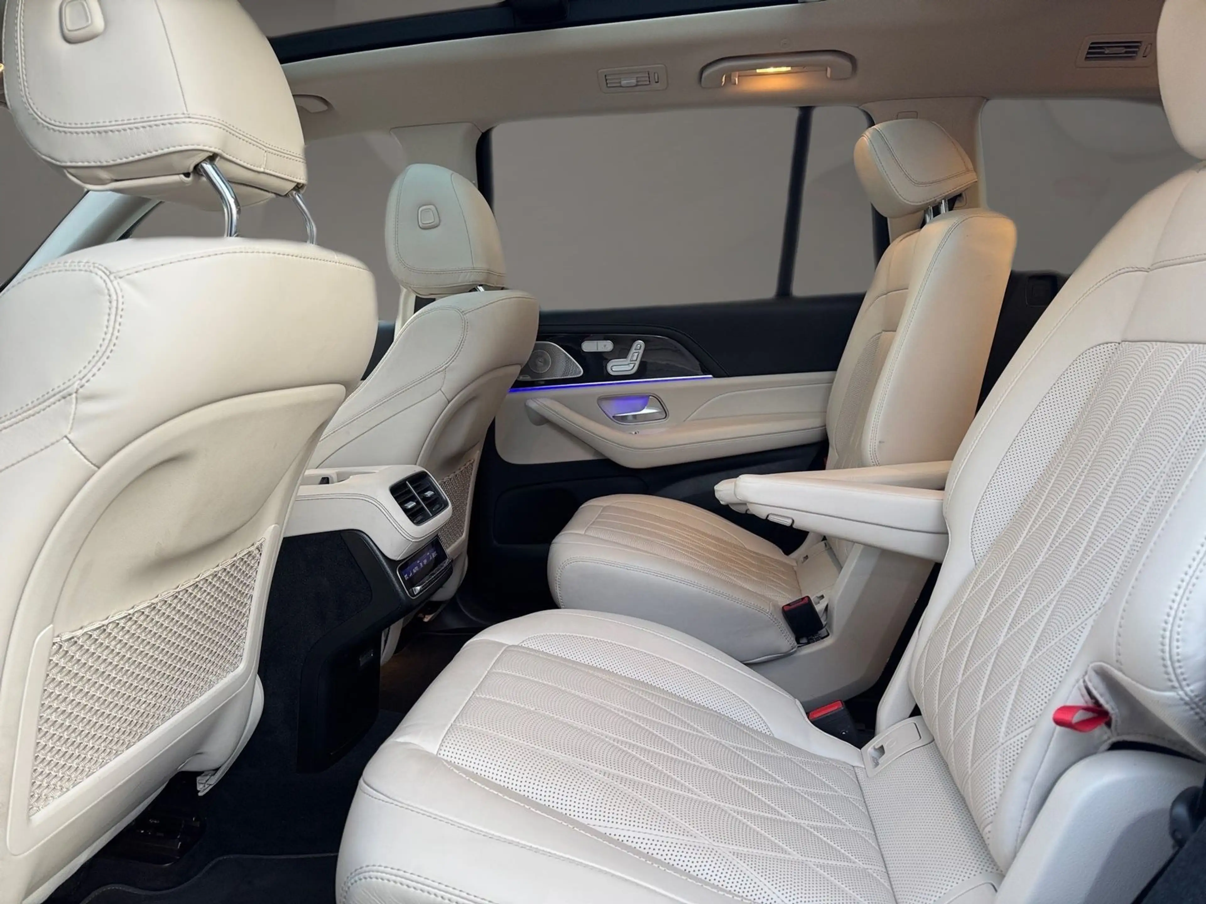 Mercedes-Benz GLS 63 AMG AMG 4Matic + BRABUS Monoblock M Pano — photo 13
