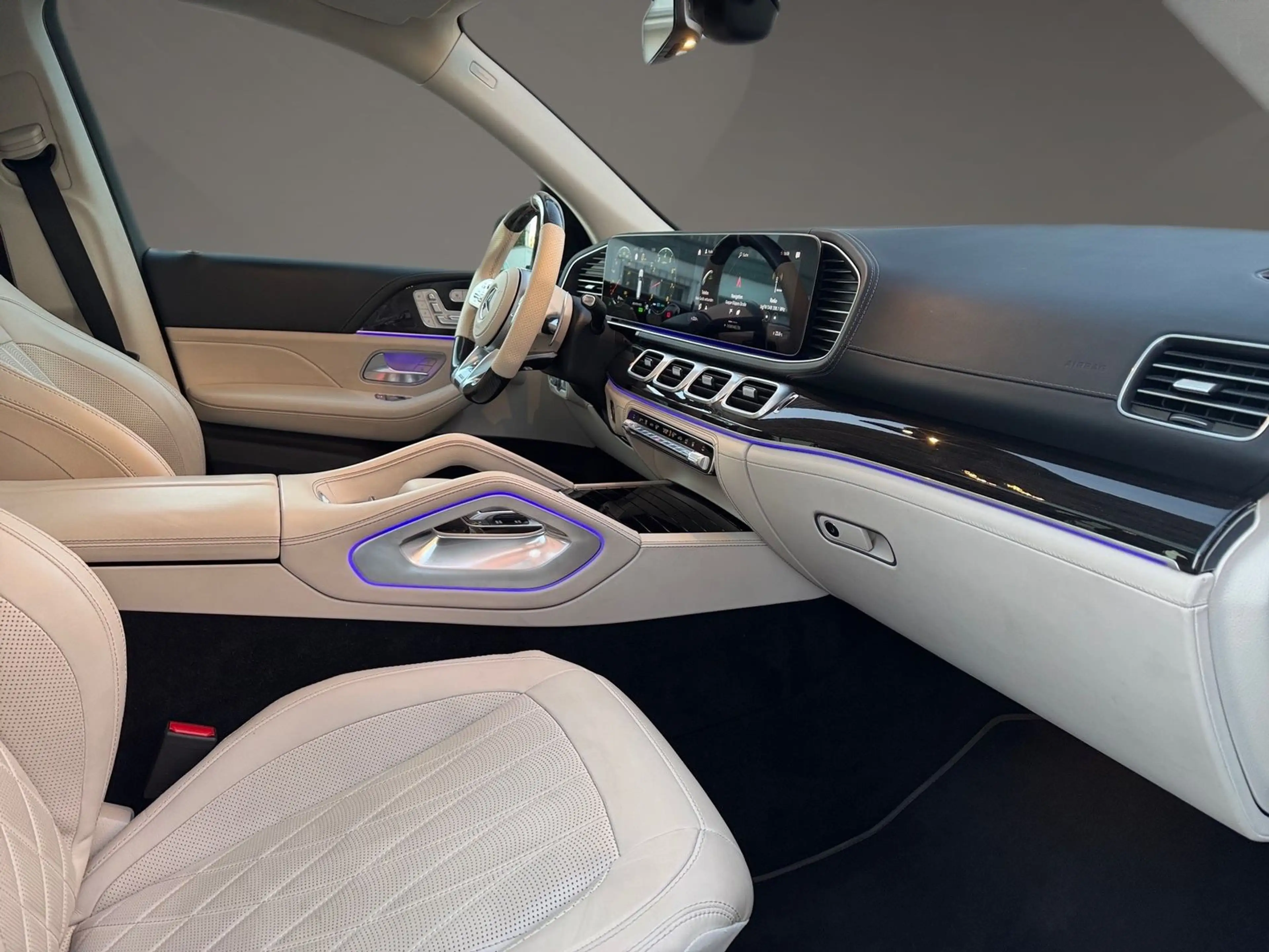 Mercedes-Benz GLS 63 AMG AMG 4Matic + BRABUS Monoblock M Pano — photo 11