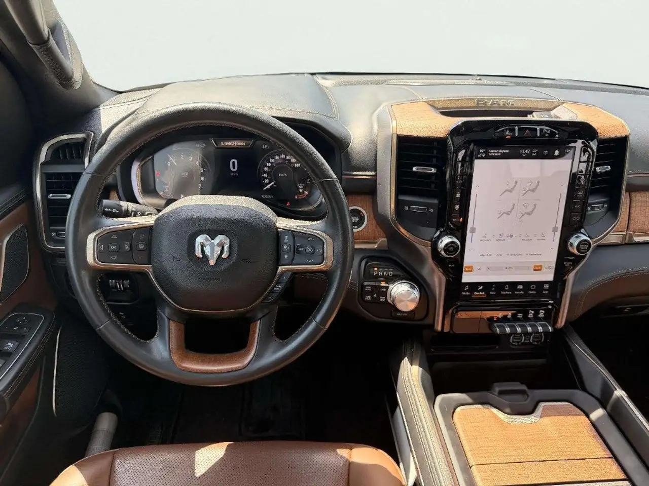 Dodge RAM 2023 — фото 12