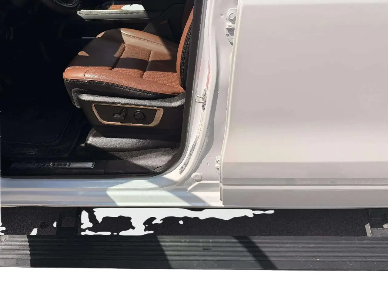 Dodge RAM 2023 — фото 15