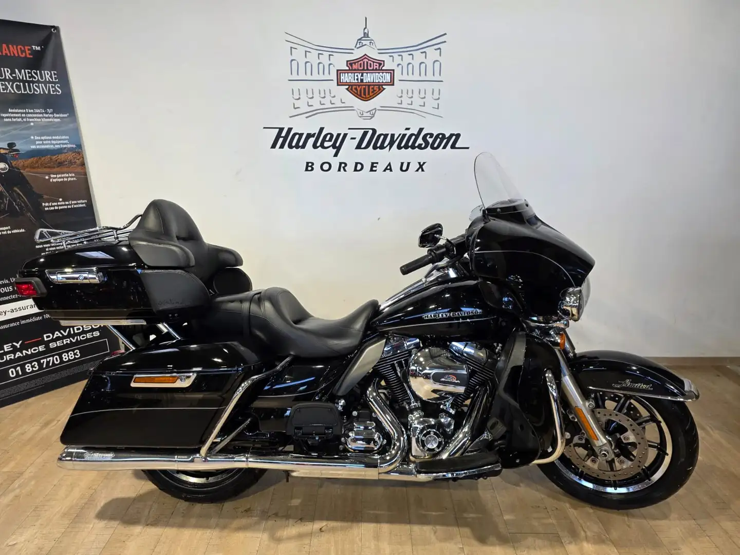 Harley-Davidson Electra Glide Negro - 1
