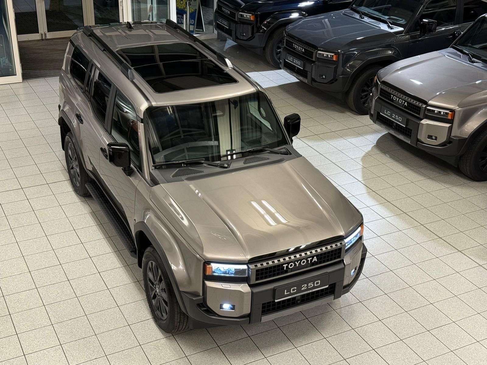 Second hand Toyota Land Cruiser 2.8