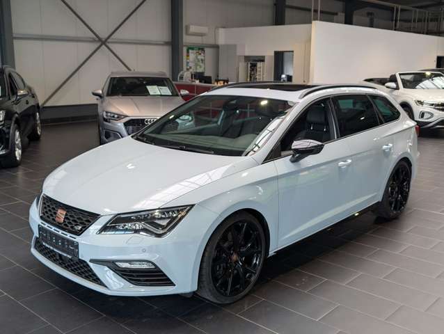 Imagine CUPRA Leon ST 2.0 TSI 4Drive OPF DSG Cupra Kamera
