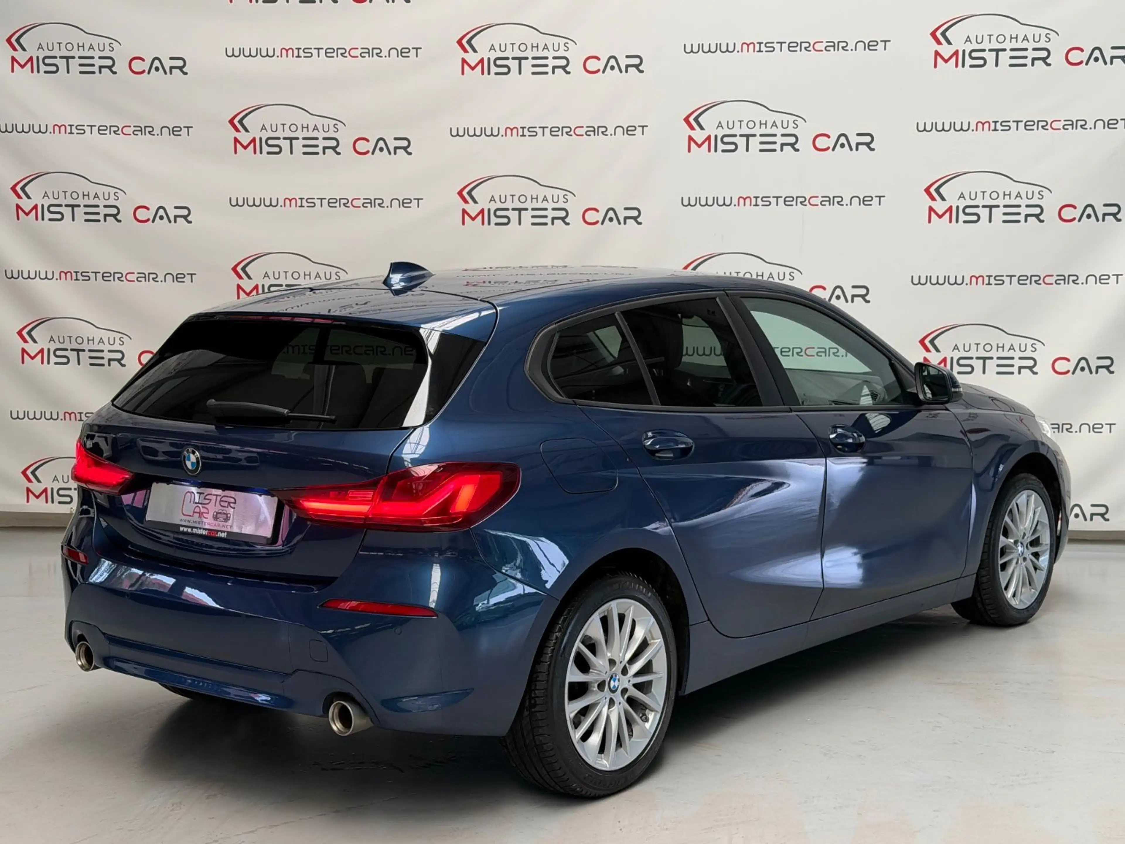 BMW 118 d Advantage DIGI/LED/PDC/KLIMA/TEMPO/17/1HAND — photo 8