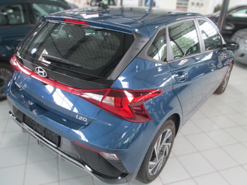 Hyundai i20 Trend Kamera Navi Shz Tempomat Android Apple CarPl — photo 6