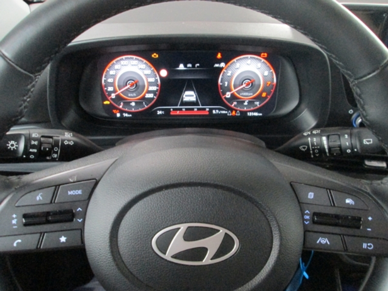 Hyundai i20 Trend Kamera Navi Shz Tempomat Android Apple CarPl — photo 13