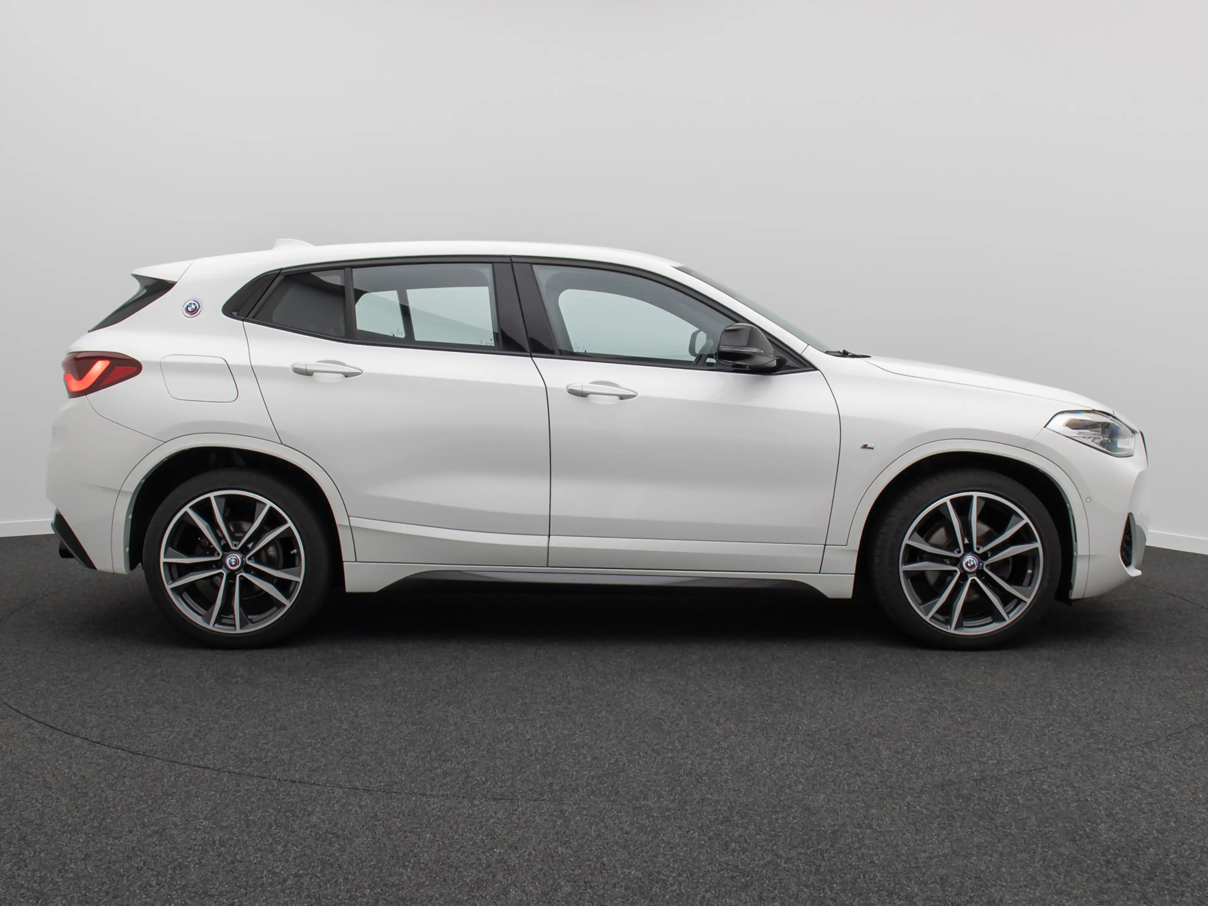 BMW X2 M Sport DAB Kamera LED ParkAss Navi 19 — photo 5