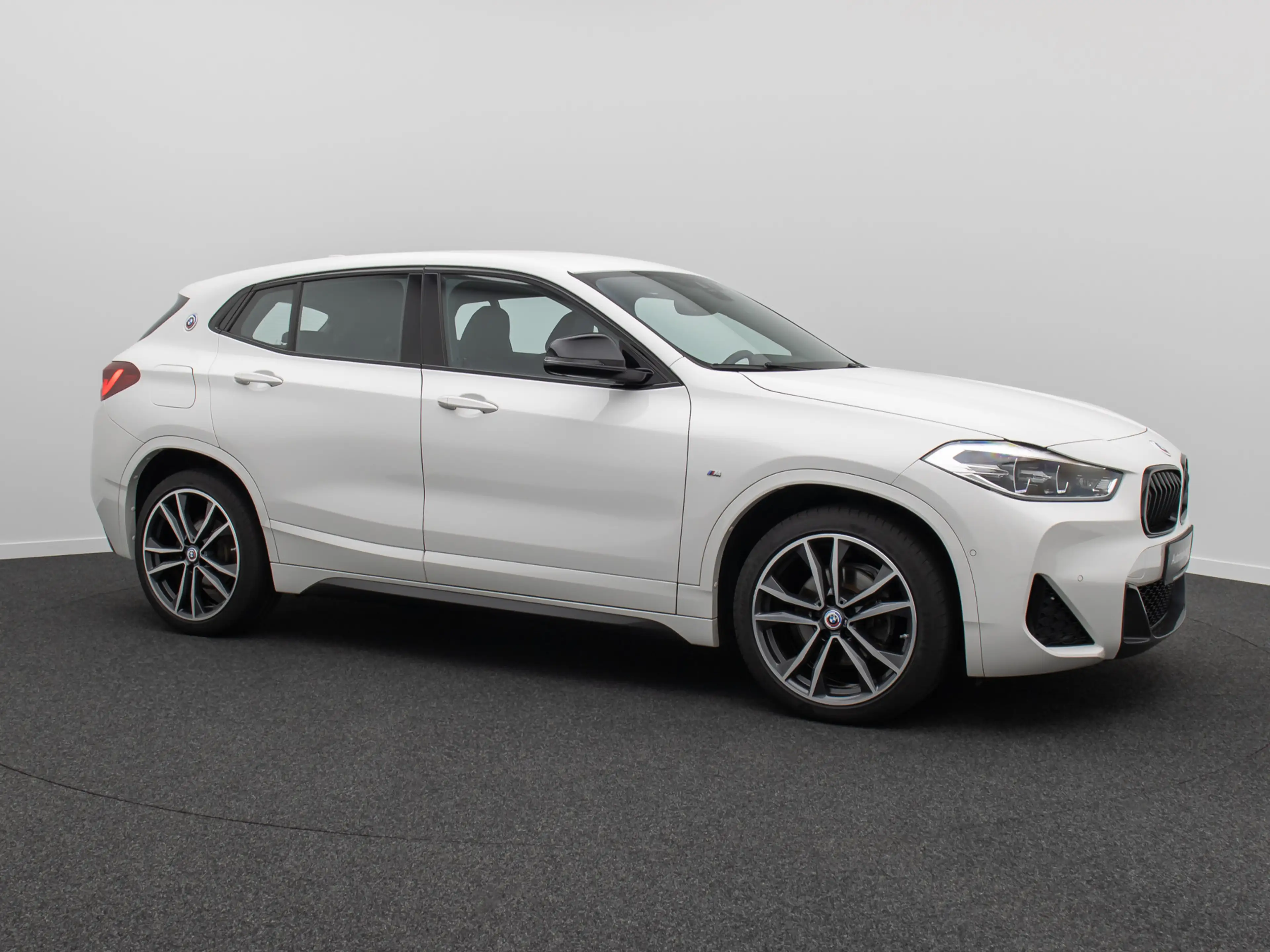 BMW X2 M Sport DAB Kamera LED ParkAss Navi 19 — photo 4