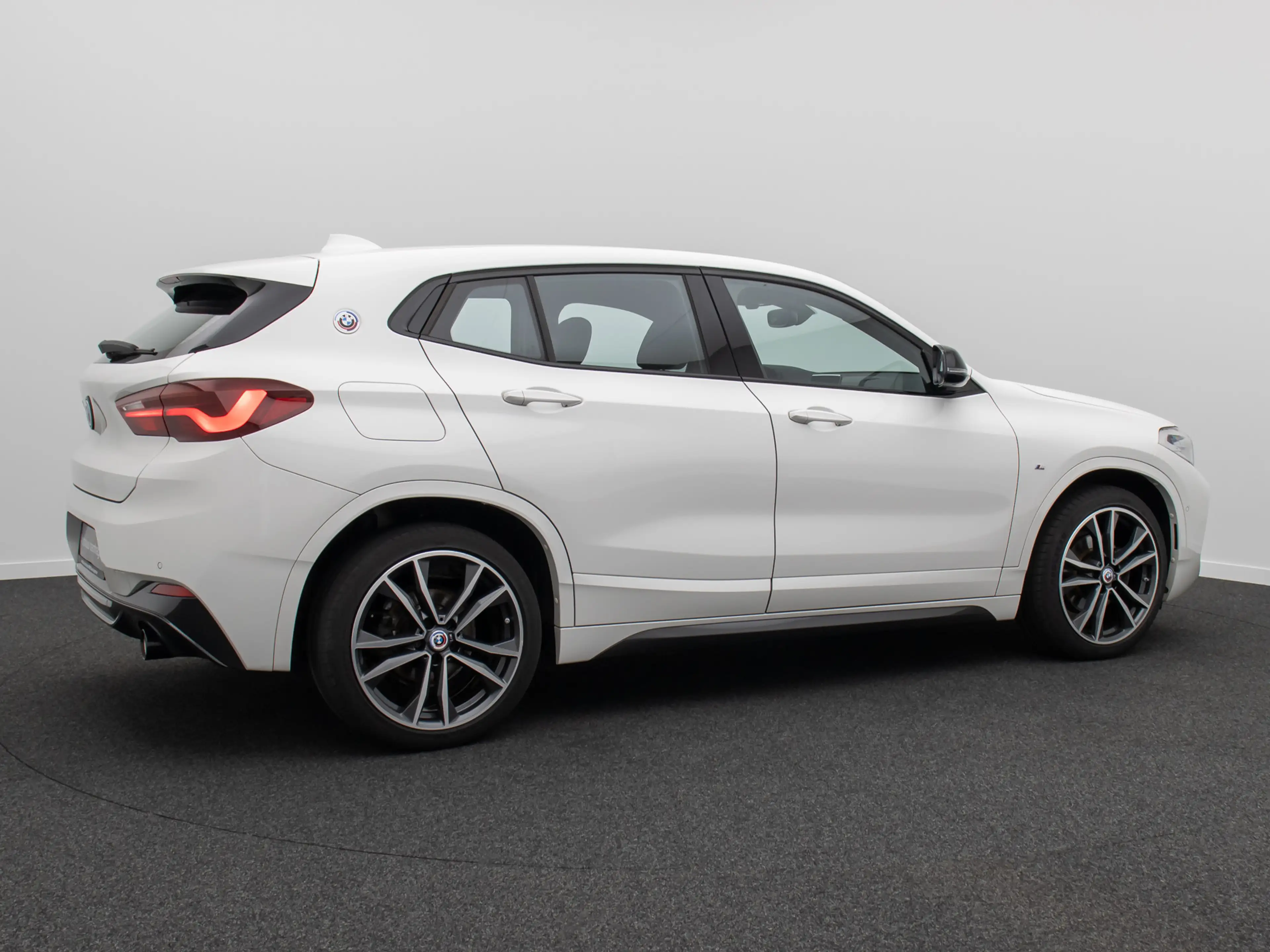 BMW X2 M Sport DAB Kamera LED ParkAss Navi 19 — photo 6