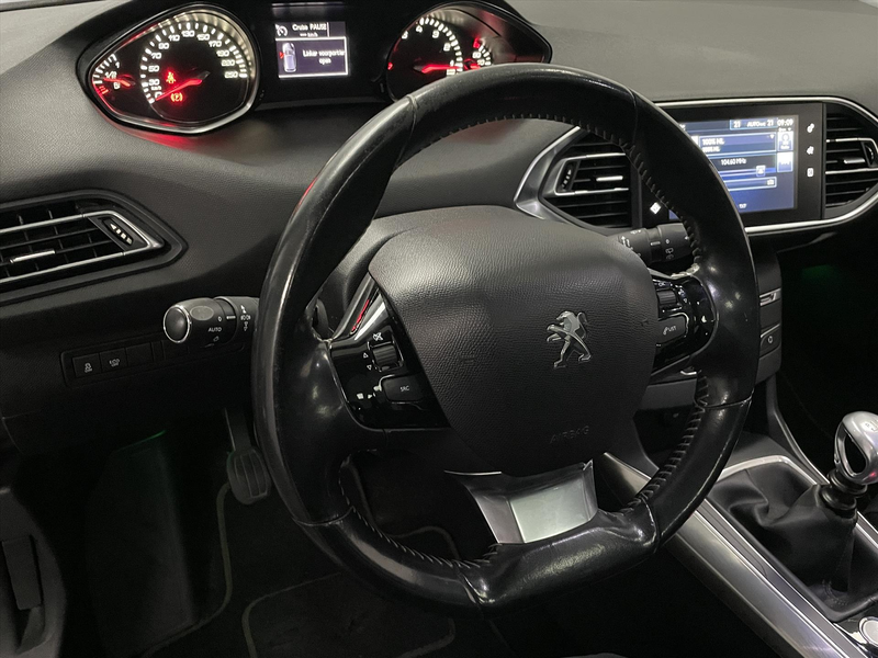 Peugeot 308 Sw GT 130pk Panodak | Trekhaak| nieuwe distributie — photo 33