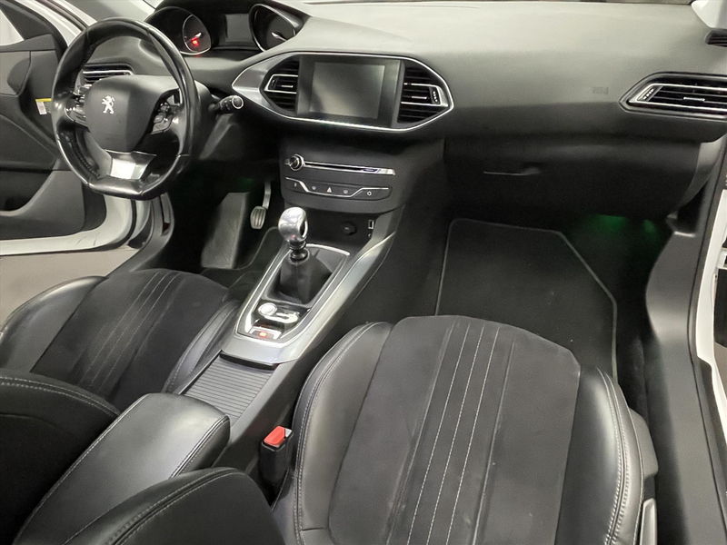 Peugeot 308 Sw GT 130pk Panodak | Trekhaak| nieuwe distributie — photo 22