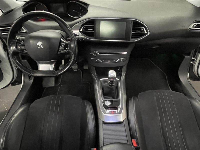 Peugeot 308 Sw GT 130pk Panodak | Trekhaak| nieuwe distributie — photo 23